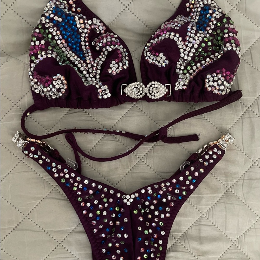 FIGURE COMPETITION SUIT